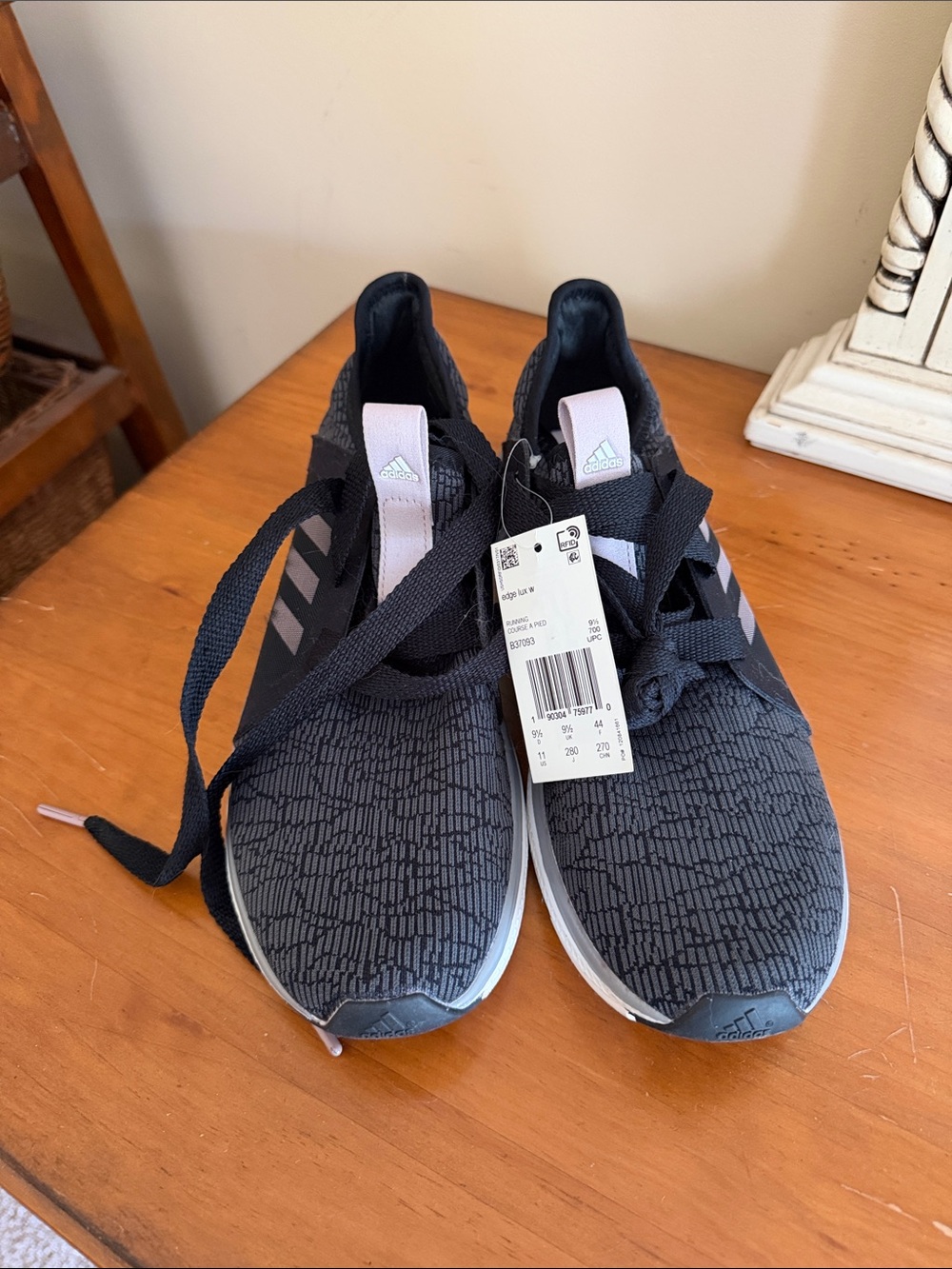 NWT Adidas Bounce Edge Lux Women’s Sneakers